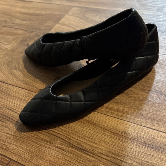 H&M Black Quilted Flats - Picture 2 of 3